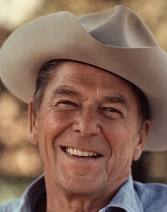 474px-Ronald_Reagan_with_cowboy_hat_12-0071M_edit
